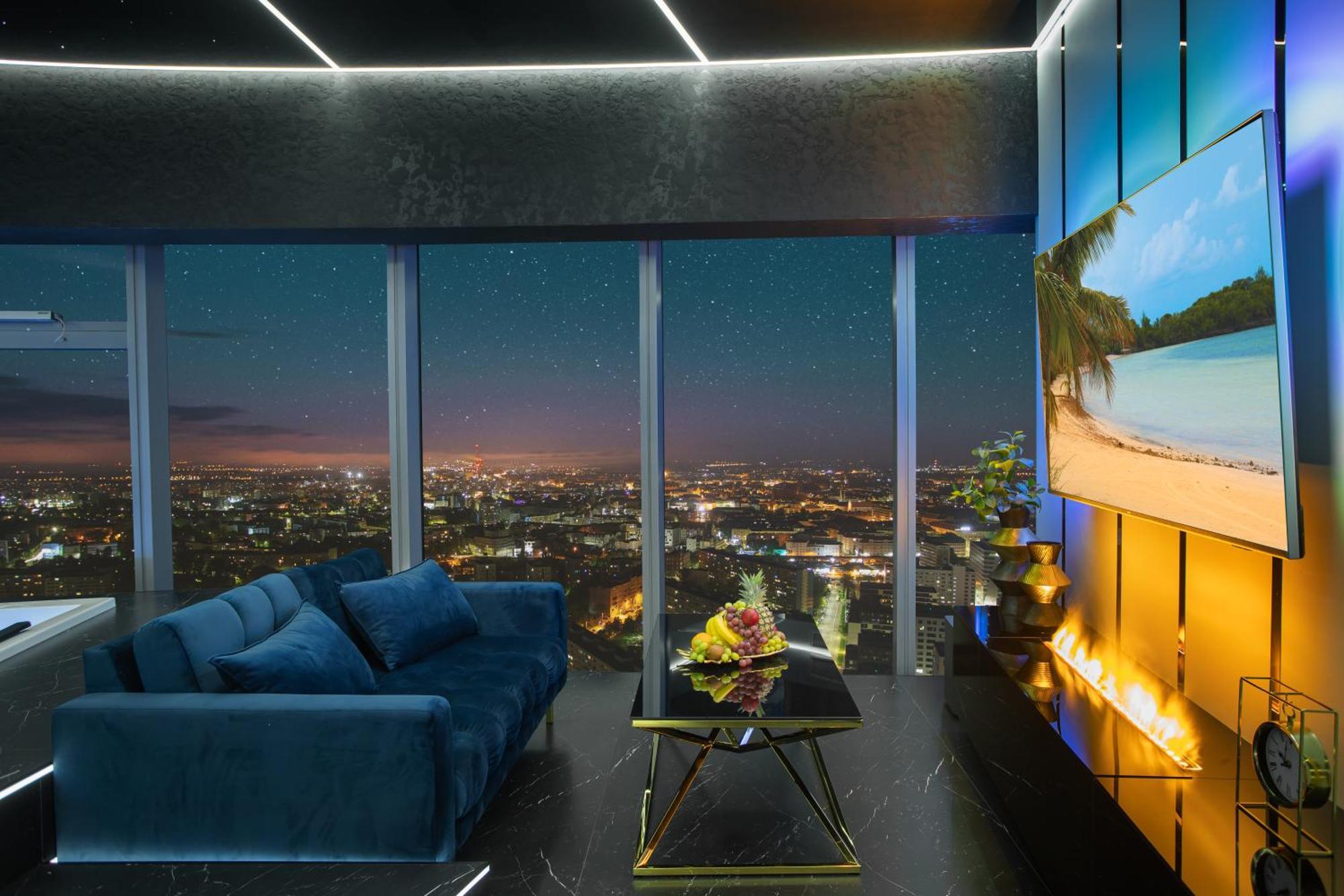 Apartamenty Sky Tower Z Jakuzzi Przy Oknie Wroclaw Luaran gambar